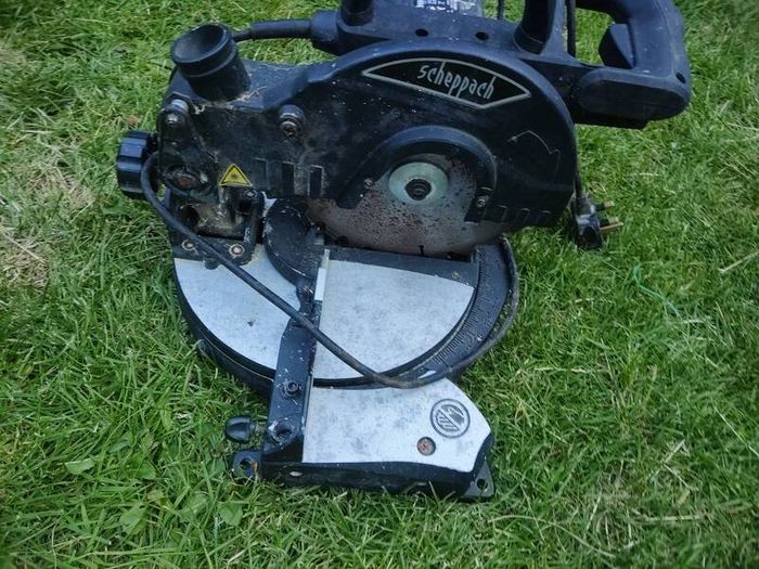 mitre saw