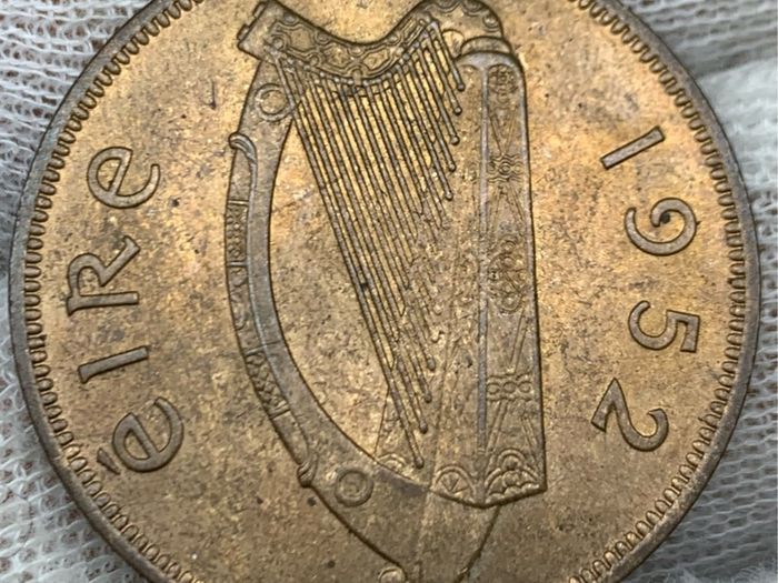 Ireland 1952 1d Penny Red Beautiful Uncirculated