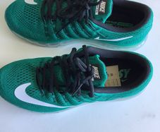 Man Nike Air Max 2016