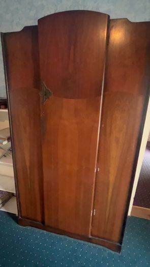 wardrobe