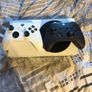xbox series s with accessoried Image 4