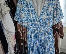Dress size 22