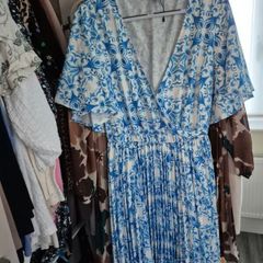 Dress size 22