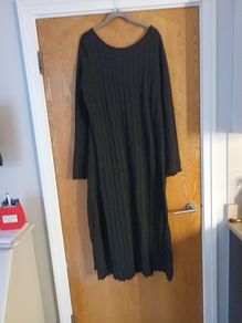 Primark Black  Knit Dress. S.XL - 18'20. New- No Tag.