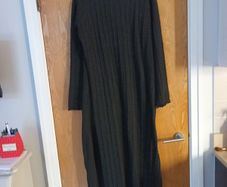 Primark Black  Knit Dress. S.XL - 18'20. New- No Tag.
