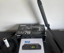 Streaming/podcast Bundle (Shure Sm7b + Motu M2 + Amp + Elgato Arm Pro)