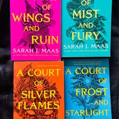 4 Sarah J Maas A Court of books