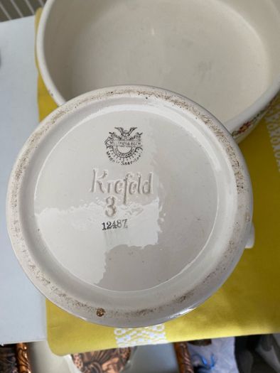 ceramic vintage wash bowls & matching pitchers