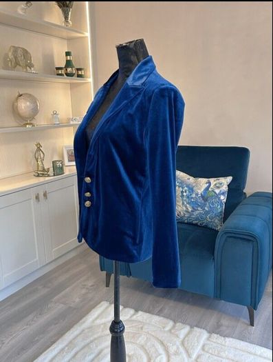Brand New Royal Blue Blazer from Vila. Size Small UK 8 / EU 36