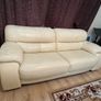 3 seater leather couch Image 2
