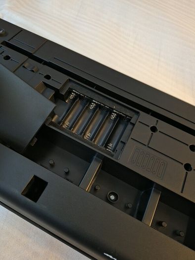 YAMAHA Piaggero NP-12 portable piano
