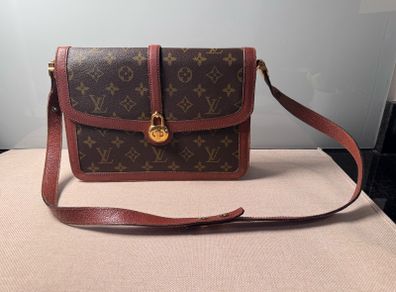 Louis Vuitton Cartouchiere MM (Vintage)