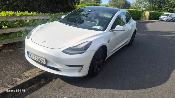 2019 Tesla model 3 long range