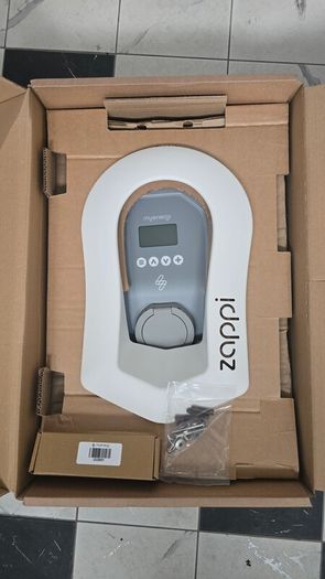 MyEnergie Zappi Charger 7KW Untethered