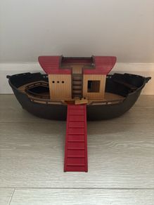 Noah's ark toy