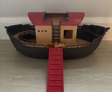 Noah's ark toy
