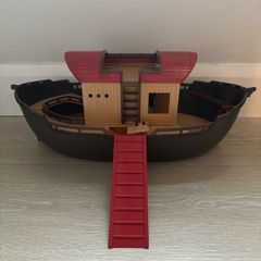 Noah's ark toy