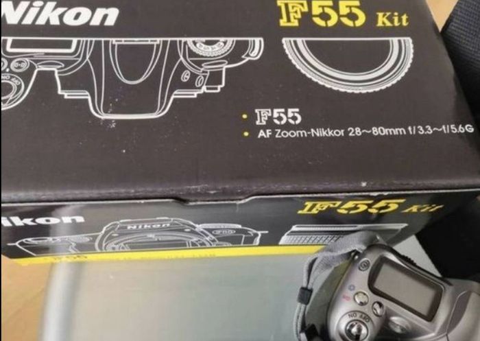 Nikon F55 35mm Film SLR Camera Kit - Boxed with 28-80mm Lens