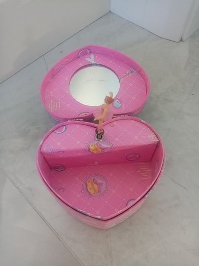 Girls trinket box