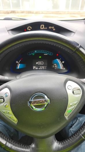 2015 Nissan Leaf Tekna 24kWh  5,950 ONO