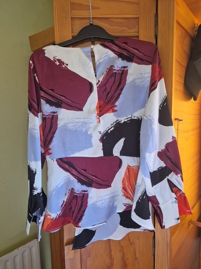 Linea Woman's Top