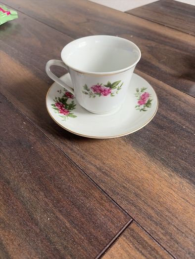 Cup and Plates set