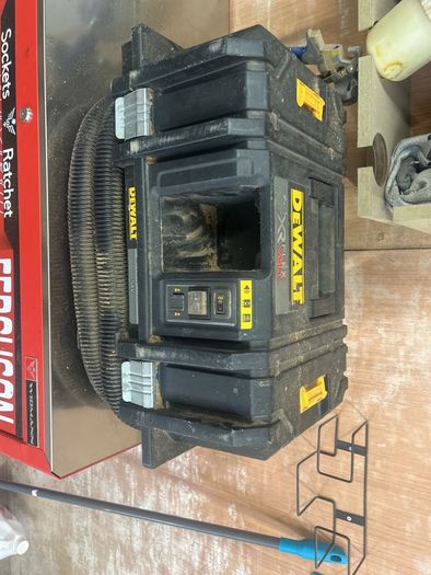 Dewalt Flexvolt hoover
