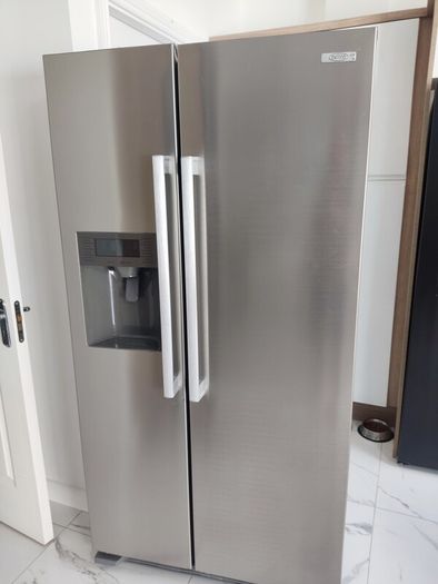 American fridge freezer
