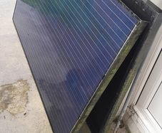 2 Solar panels(270W) with mounting Panels