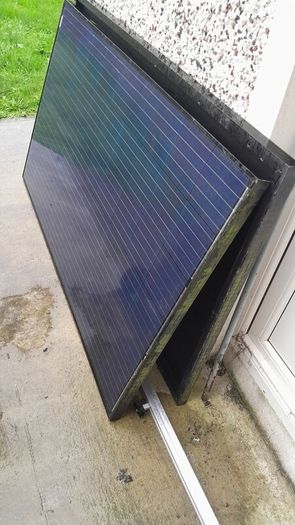 2 Solar panels(270W) with mounting Panels