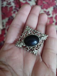 Vintage beautiful brooch.