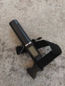 luggage scale