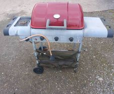 Gas barbecue