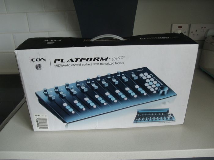 icon pro audio  Platform M+ Midi/audio DAW controller with motorized faders - As new