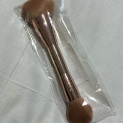 Tarte glamazon cheek brush brand new