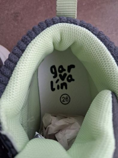 Size 26 Garvalin boys boots (brand new)