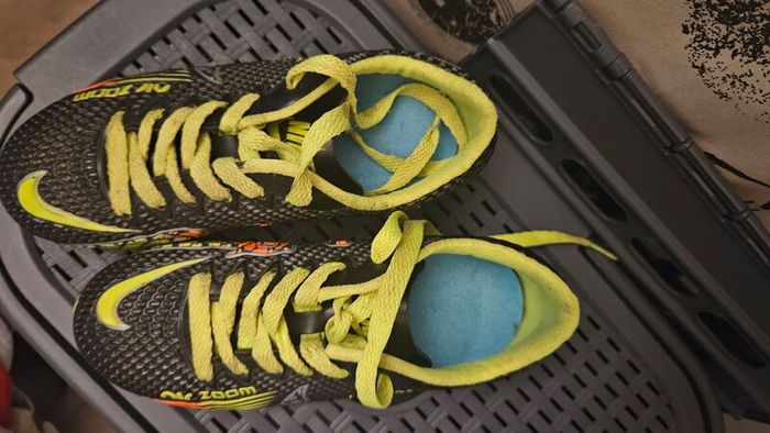 football shoes for kids
