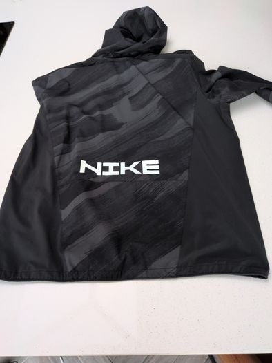 Nike loose fit