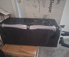 travel cot