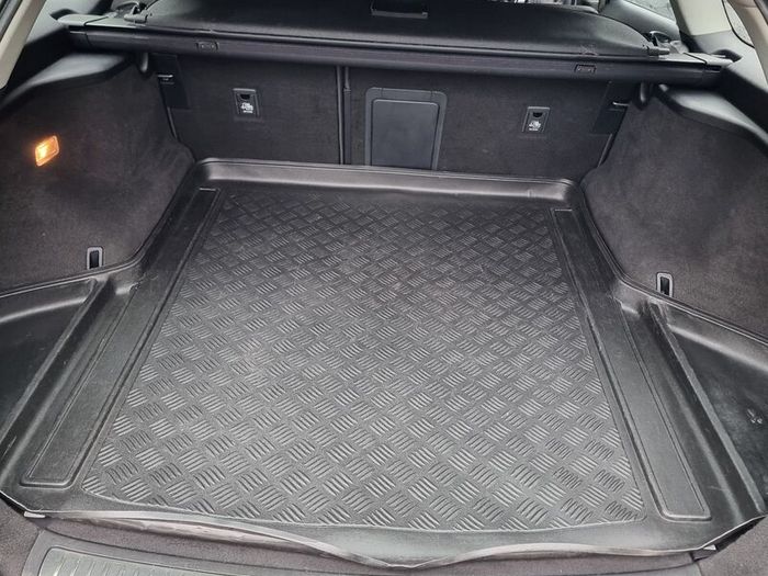 Toyota Avensis Business Edition D-4D Estate 2015