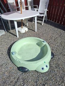 Free Kiddies Paddling Pool.