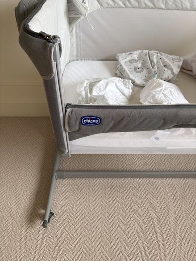 Chicco Next2Me Crib - Stone