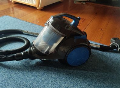 Vacuum Morphy richards