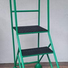 Mobile step ladder-3 steps/deep platform