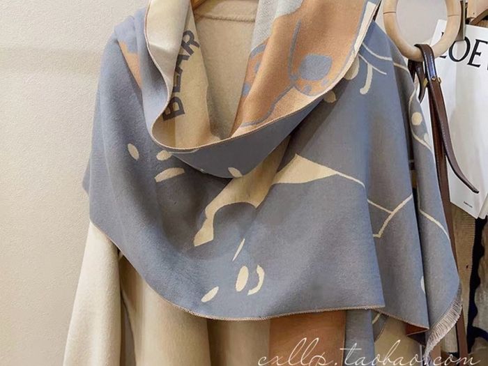 scarf