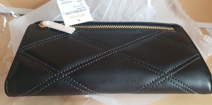 New Michael Kors Wallet