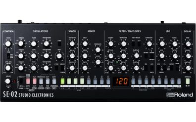 Roland Boutique SE-02 analog synthesizer