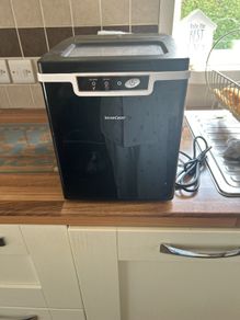 ice maker