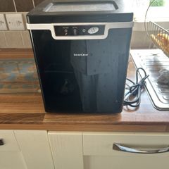 ice maker