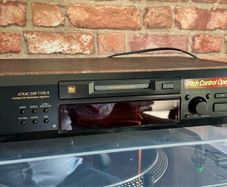 Sony mini disc player
